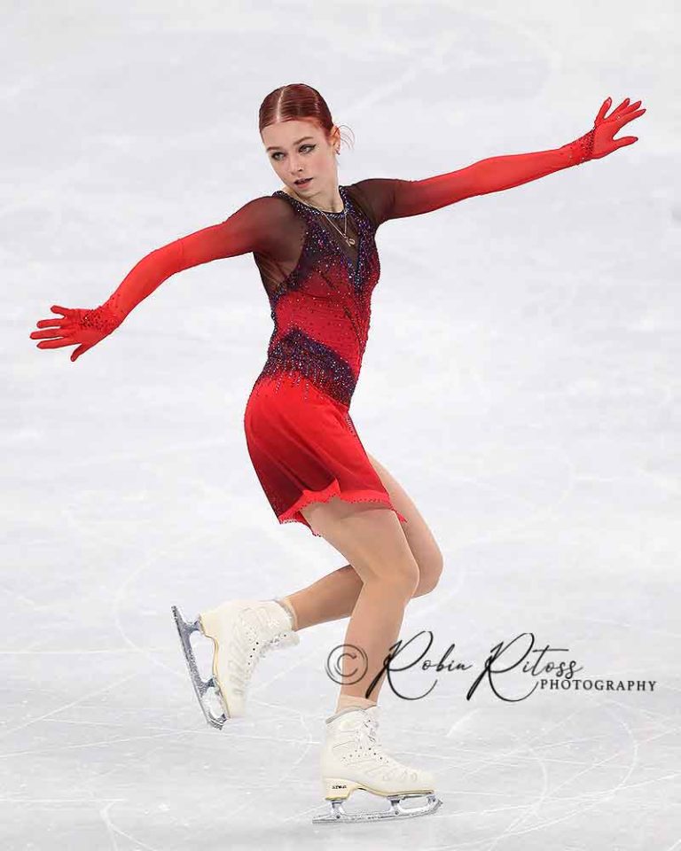 Photos - 2022 Winter Olympic Games (Women's Individual Event) - Figure ...