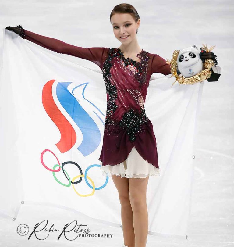 Photos - 2022 Winter Olympic Games (Women's Individual Event) - Figure ...